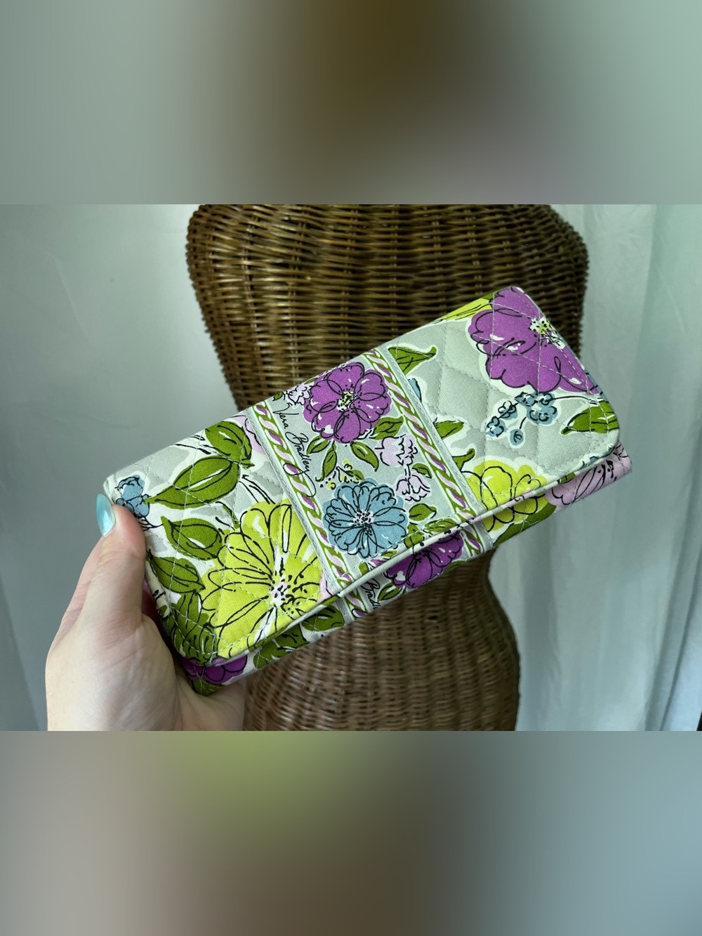 Vera Bradley Quilted Floral Shoulder Bag & Wallet. - Picture 4 of 6